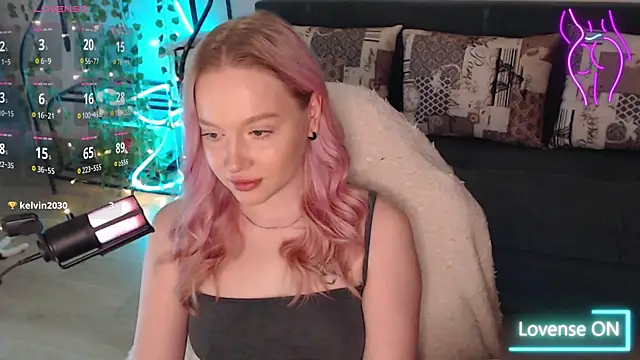 Snapshot of lissallor_ chatting on October 3, 2025, 12:39 pm lissallor  online show from October 3, 2025, 12:39 pm