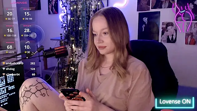 Snapshot of lissallor_ chatting on February 25, 2025, 7:09 am lissallor  online show from February 25, 2025, 7:09 am