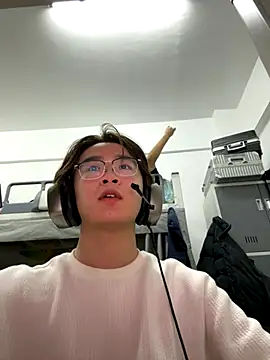 Anson0722 online show from November 5, 2025, 3:37 pm