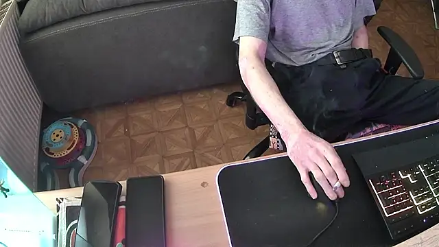 DerGeileLoveboy online show from November 1, 2025, 12:43 pm