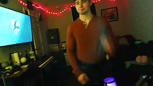 JCstrings online show from February 23, 2025, 8:39 am