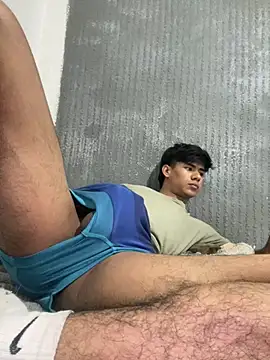 Erickhotddjots online show from July 16, 2026, 11:46 pm