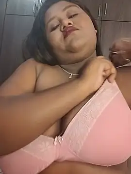 horny diana online show from July 26, 2026, 7:21 pm