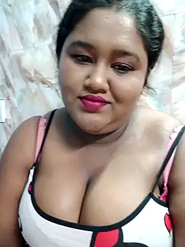 Snapshot of horny_diana chatting on February 21, 2026, 6:10 pm horny diana online show from February 21, 2026, 6:10 pm