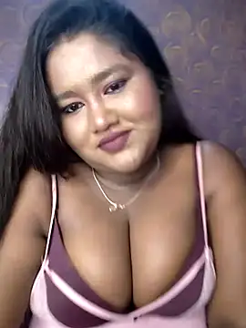 horny diana online show from June 24, 2026, 5:33 pm