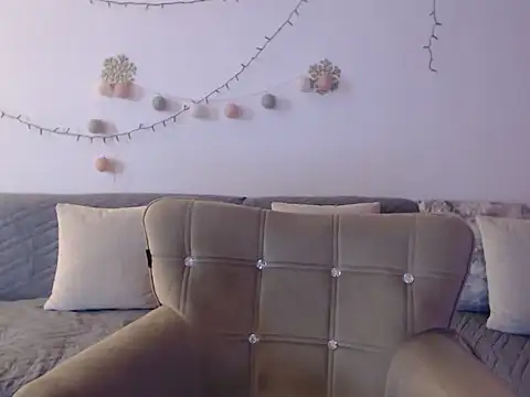 Snapshot of YourfantasyGiuly chatting on June 24, 2026, 7:40 am YourfantasyGiuly online show from June 24, 2026, 7:40 am