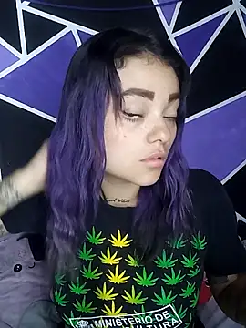 ChloeAllennn online show from September 27, 2025, 2:23 pm