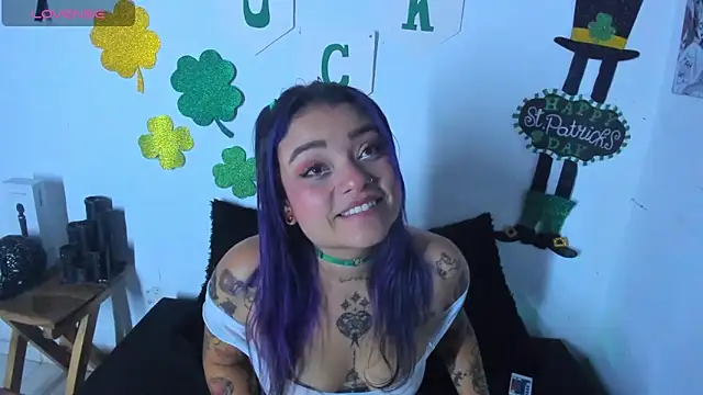 ChloeAllennn online show from March 18, 2025, 6:28 am