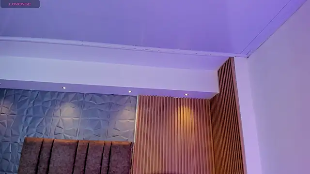 Ivaannaa  online show from March 28, 2026, 11:33 am