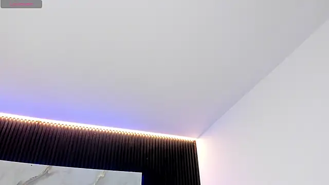 Snapshot of Ivaannaa_ chatting on October 15, 2025, 12:46 pm Ivaannaa online show from October 15, 2025, 12:46 pm