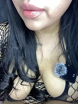 Snapshot of lima_xo chatting on January 11, 2026, 1:56 am lima xo online show from January 11, 2026, 1:56 am