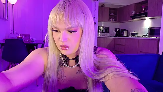 ScarletThompsonx online show from February 9, 2026, 6:44 am