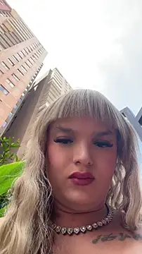ScarletThompsonx online show from June 12, 2026, 5:43 pm