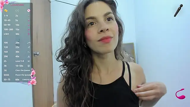 Snapshot of jessyegoldenn chatting on March 3, 2026, 8:38 pm jessyegoldenn online show from March 3, 2026, 8:38 pm