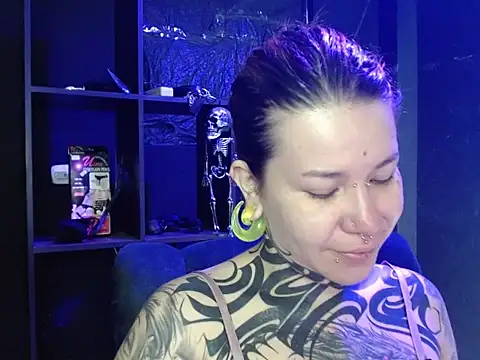 Pandora 9666 online show from November 11, 2025, 4:02 pm