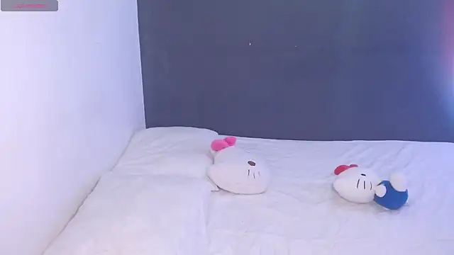 hellokitty  valery online show from October 29, 2025, 8:24 am