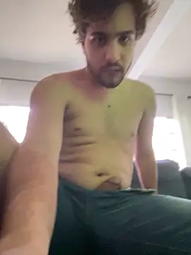 zJaulin online show from November 5, 2025, 8:01 pm