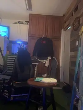 Polaroid White online show from January 8, 2026, 4:46 pm