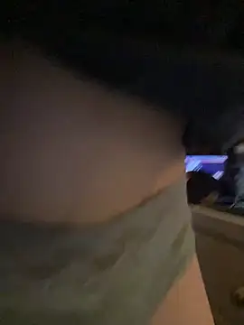 Polaroid White online show from November 13, 2025, 7:45 am