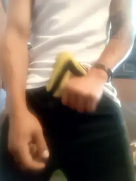 tonallis online show from March 7, 2025, 9:59 pm