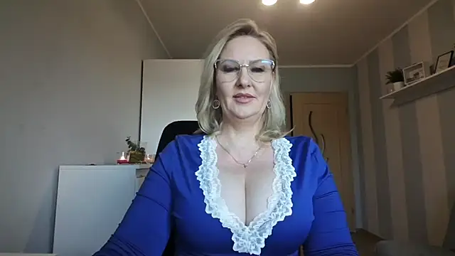 DianaLive online show from March 3, 2026, 7:26 am