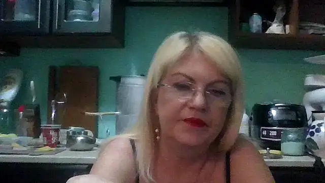 Heidi-Helga online show from November 14, 2025, 3:21 am
