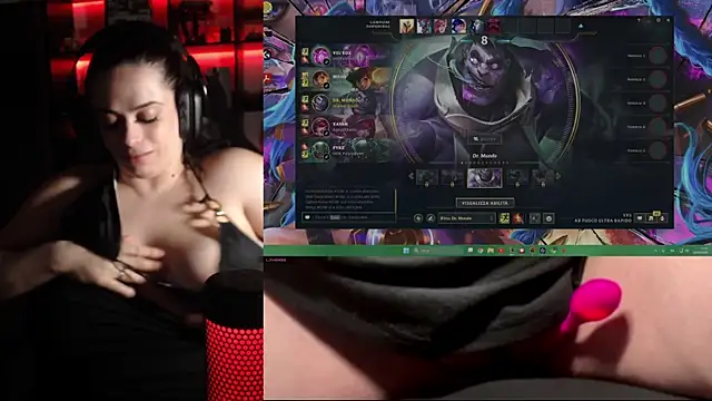 Snapshot of sharonurbex chatting on February 10, 2026, 9:25 pm sharonurbex online show from February 10, 2026, 9:25 pm