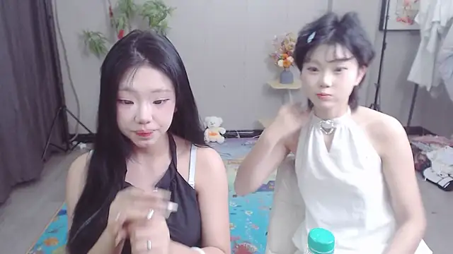 Snapshot of Facai55555 chatting on March 8, 2025, 2:40 pm Facai55555 online show from March 8, 2025, 2:40 pm