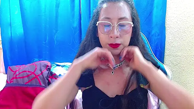 Gia leinn online show from July 16, 2026, 7:33 pm