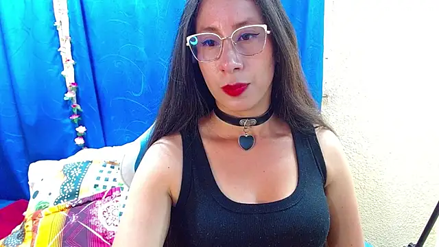 Gia leinn online show from March 31, 2026, 8:55 pm