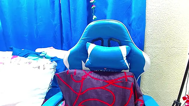 Gia leinn online show from July 18, 2026, 6:27 pm