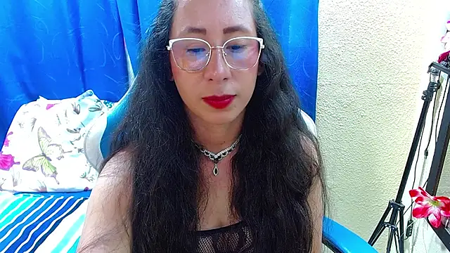 Gia leinn online show from July 28, 2026, 8:52 pm