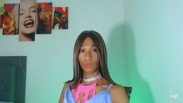 Snapshot of red_veltet chatting on December 20, 2025, 10:23 pm red veltet online show from December 20, 2025, 10:23 pm