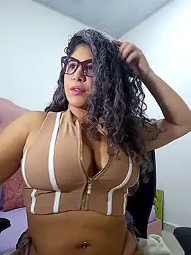 Lilith 30 online show from September 9, 2025, 4:11 am