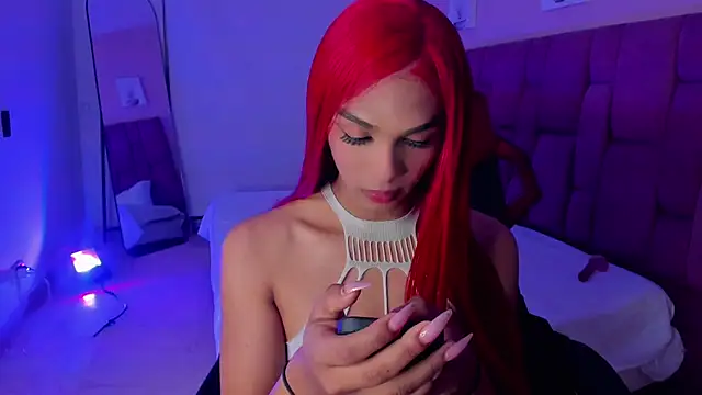 CHANELL 11INCHES online show from November 14, 2025, 6:39 am