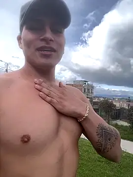 Snapshot of MaxxxSteil chatting on September 18, 2025, 9:18 pm MaxxxSteil online show from September 18, 2025, 9:18 pm