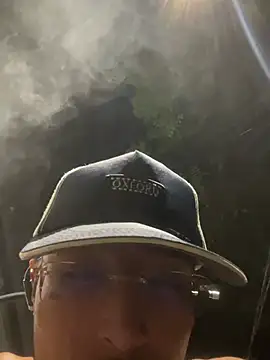 Snapshot of MaxxxSteil chatting on March 16, 2025, 2:43 am MaxxxSteil online show from March 16, 2025, 2:43 am