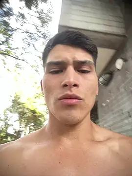 Snapshot of MaxxxSteil chatting on March 21, 2025, 6:18 pm MaxxxSteil online show from March 21, 2025, 6:18 pm