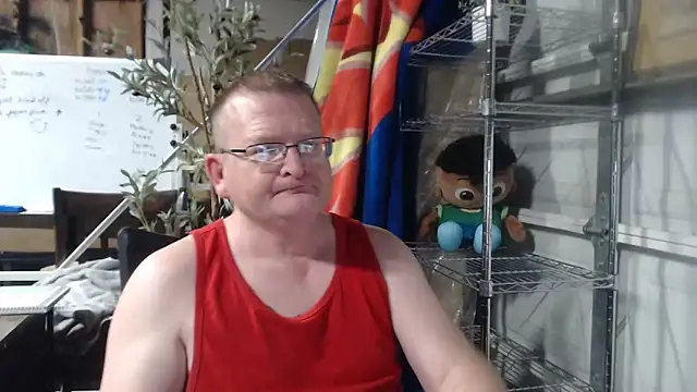 Randomoldguy615 online show from March 12, 2025, 11:54 pm