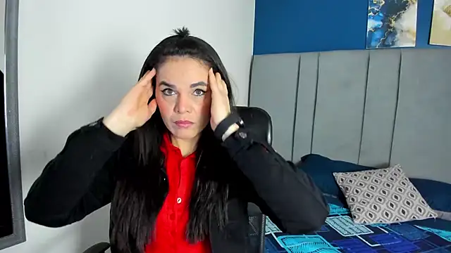 Snapshot of laura_hotties chatting on February 9, 2026, 12:47 pm laura hotties online show from February 9, 2026, 12:47 pm