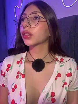 Dirty-Bunnyyy online show from July 20, 2026, 3:03 am