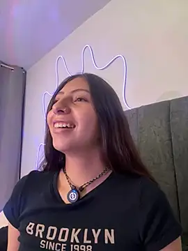 Dirty-Bunnyyy online show from July 10, 2026, 4:34 am
