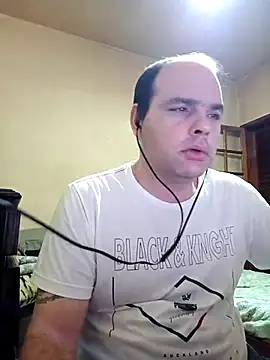 Snapshot of Jovissoares7ye chatting on April 8, 2026, 2:35 am Jovissoares7ye online show from April 8, 2026, 2:35 am