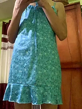 Femboylili online show from November 29, 2025, 10:32 pm