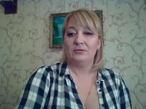 Snapshot of ArielXLoveresss chatting on March 6, 2025, 2:51 pm ArielXLoveresss online show from March 6, 2025, 2:51 pm