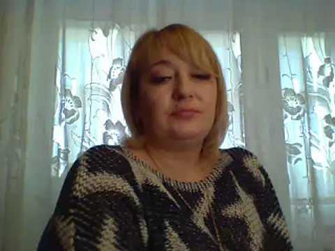 Snapshot of ArielXLoveresss chatting on March 8, 2025, 8:22 am ArielXLoveresss online show from March 8, 2025, 8:22 am