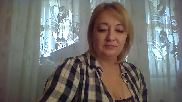 Snapshot of ArielXLoveresss chatting on February 26, 2025, 7:55 am ArielXLoveresss online show from February 26, 2025, 7:55 am