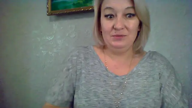 Snapshot of ArielXLoveresss chatting on October 17, 2025, 1:02 pm ArielXLoveresss online show from October 17, 2025, 1:02 pm