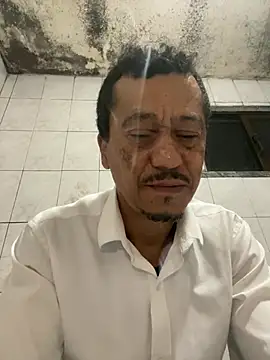 rogerdik76 online show from March 26, 2026, 6:00 am