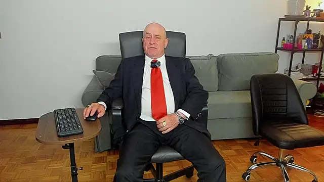 masterboy50 online show from June 19, 2026, 6:47 pm